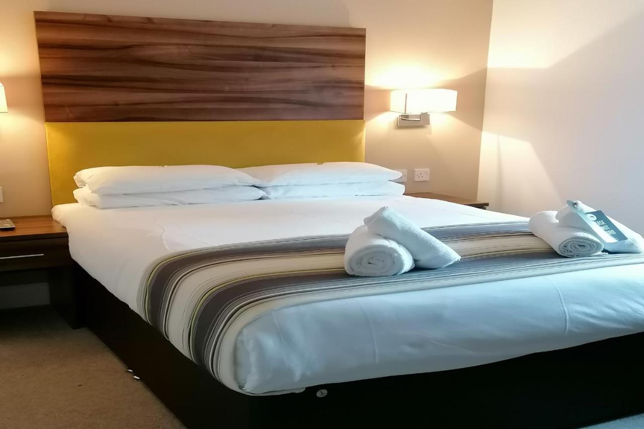 Отель Livingston Lodge Hotel 3*