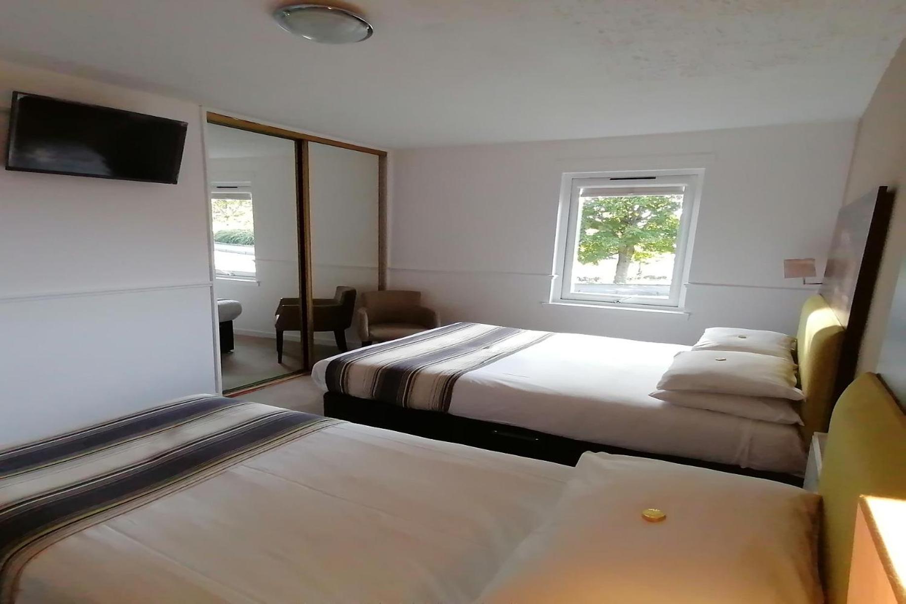 Livingston Lodge Hotel 3*
