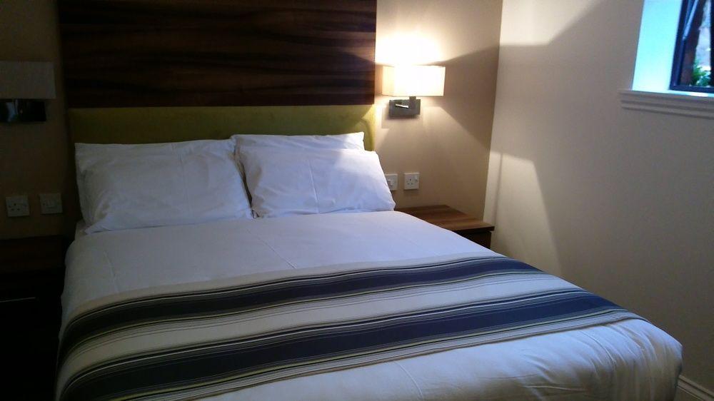 Отель Livingston Lodge Hotel Ливингстон