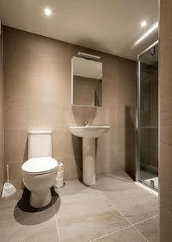 Отель Livingston Lodge Hotel