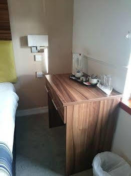 Отель Livingston Lodge Hotel 3*